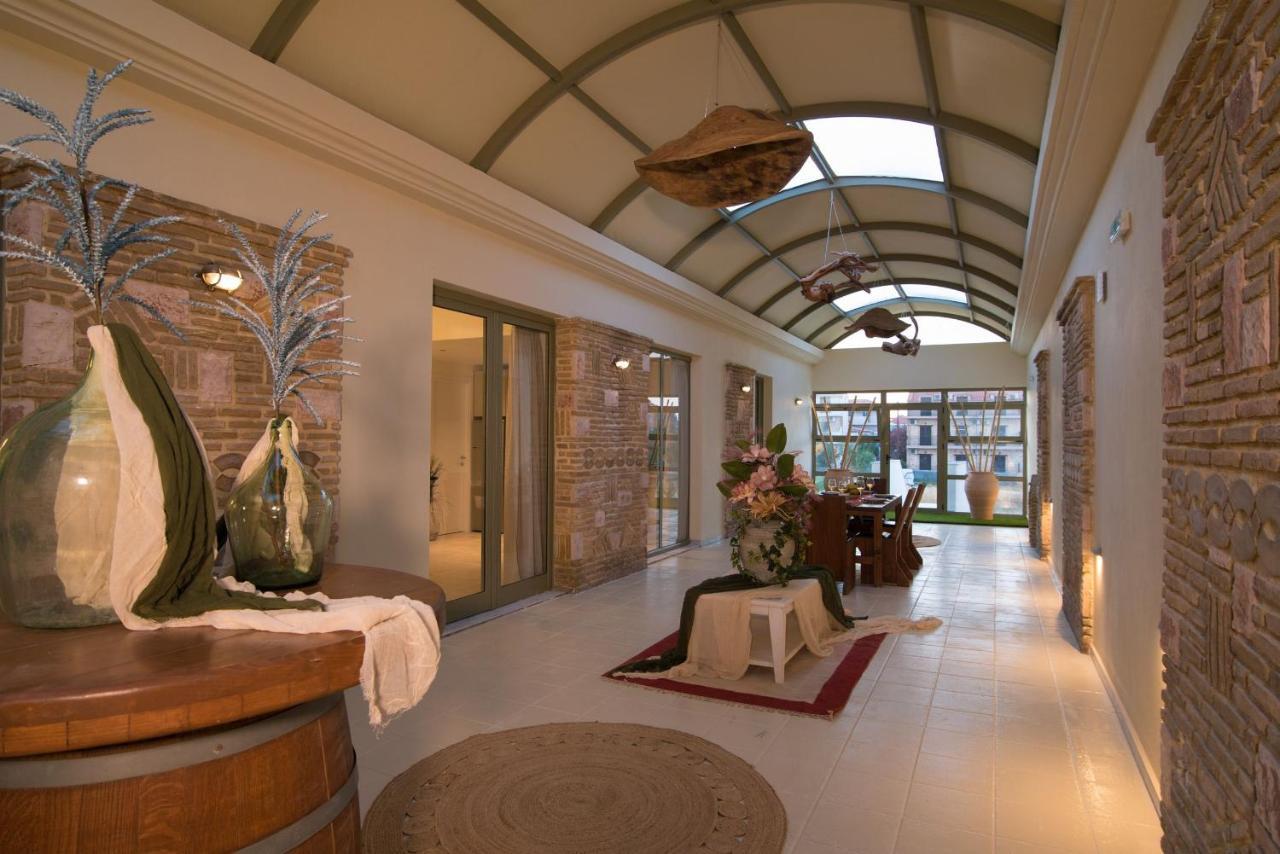 Lodge Modern Apartments, In Kalamaki Centre Екстериор снимка