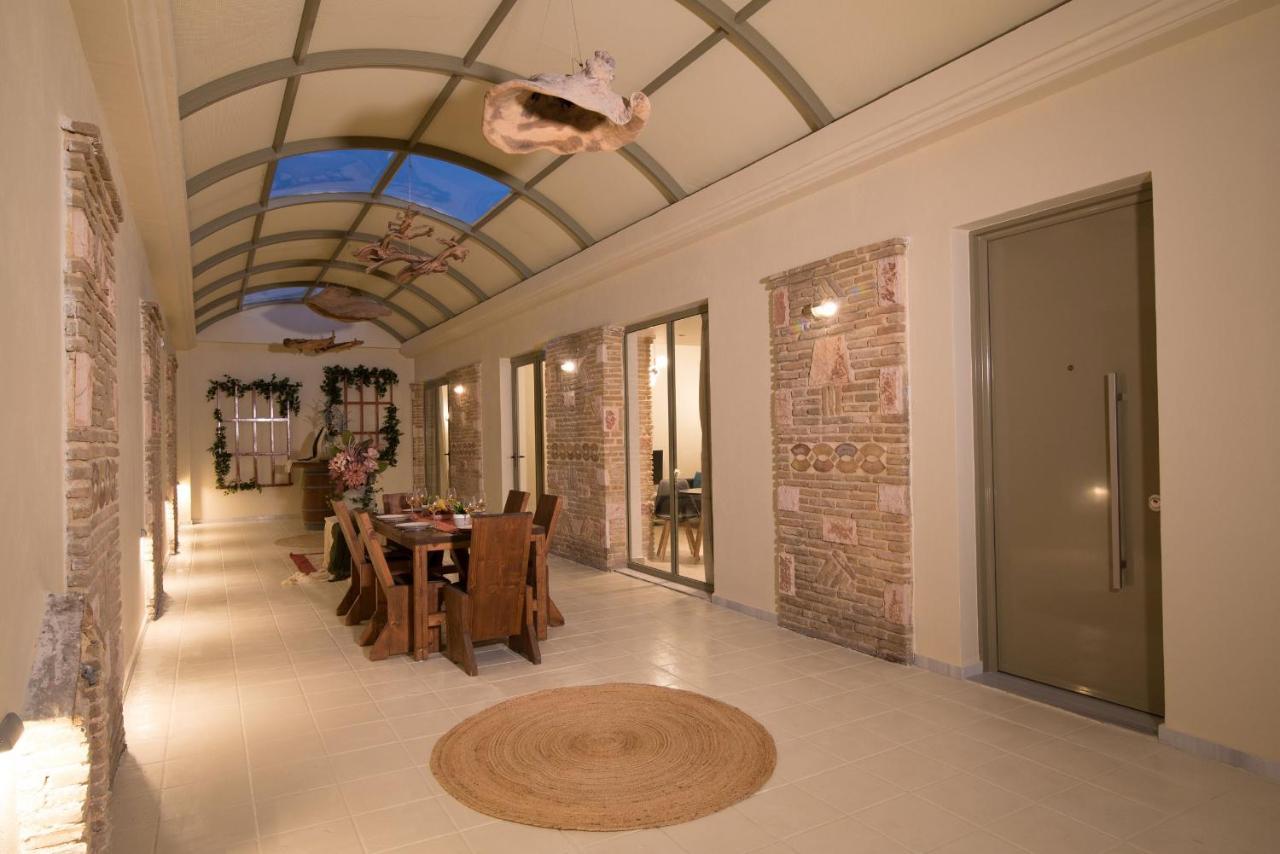 Lodge Modern Apartments, In Kalamaki Centre Екстериор снимка