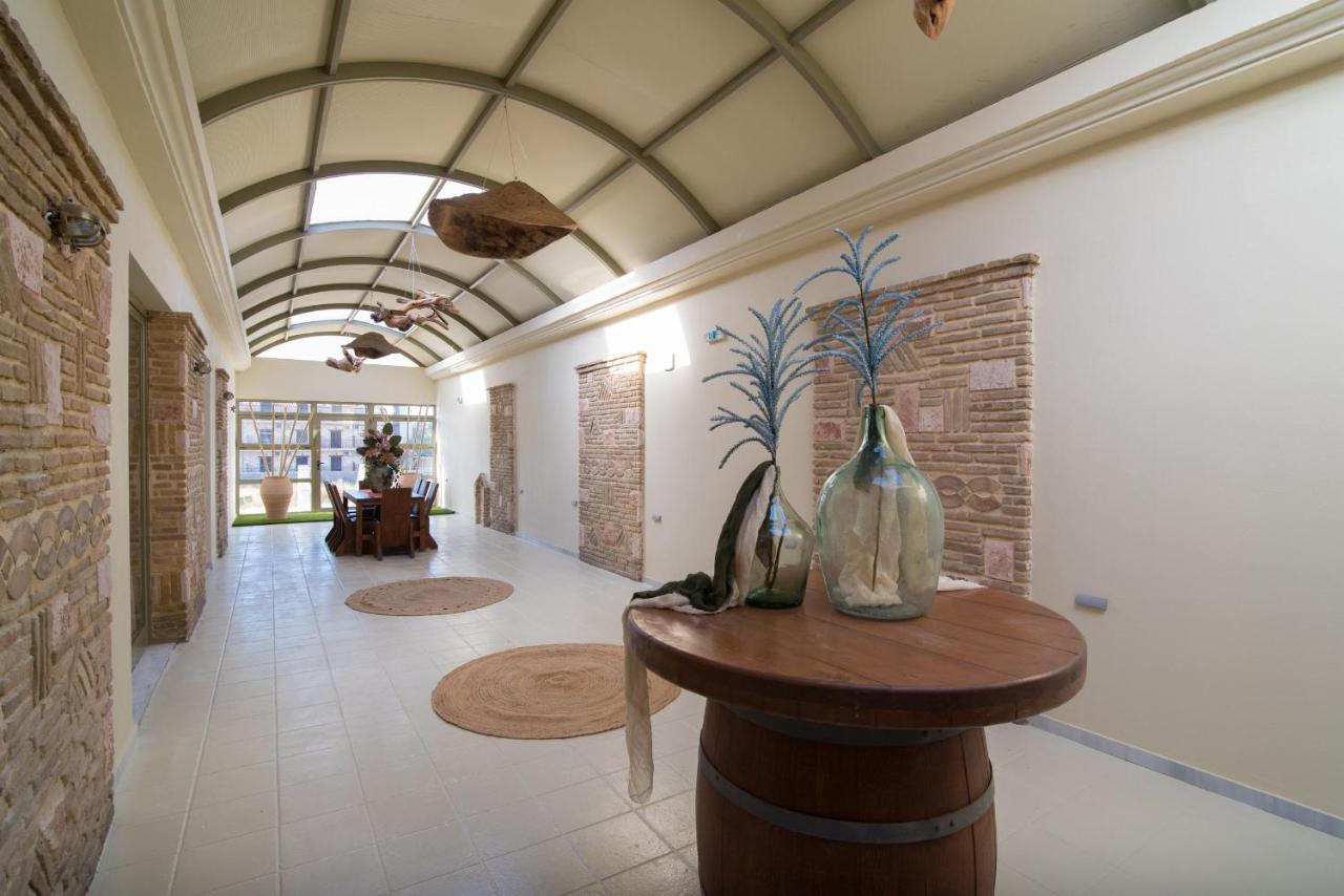 Lodge Modern Apartments, In Kalamaki Centre Екстериор снимка