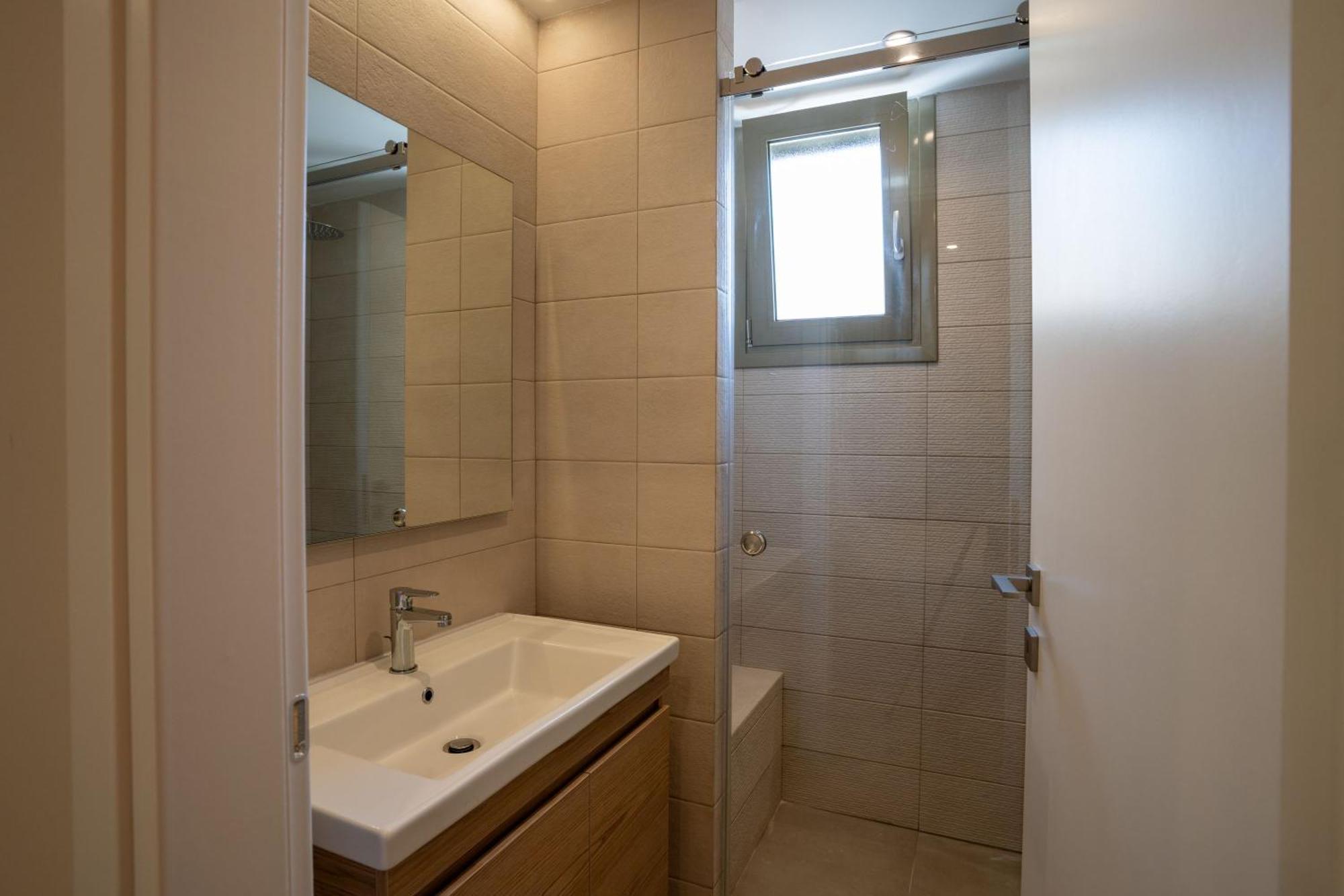 Lodge Modern Apartments, In Kalamaki Centre Екстериор снимка