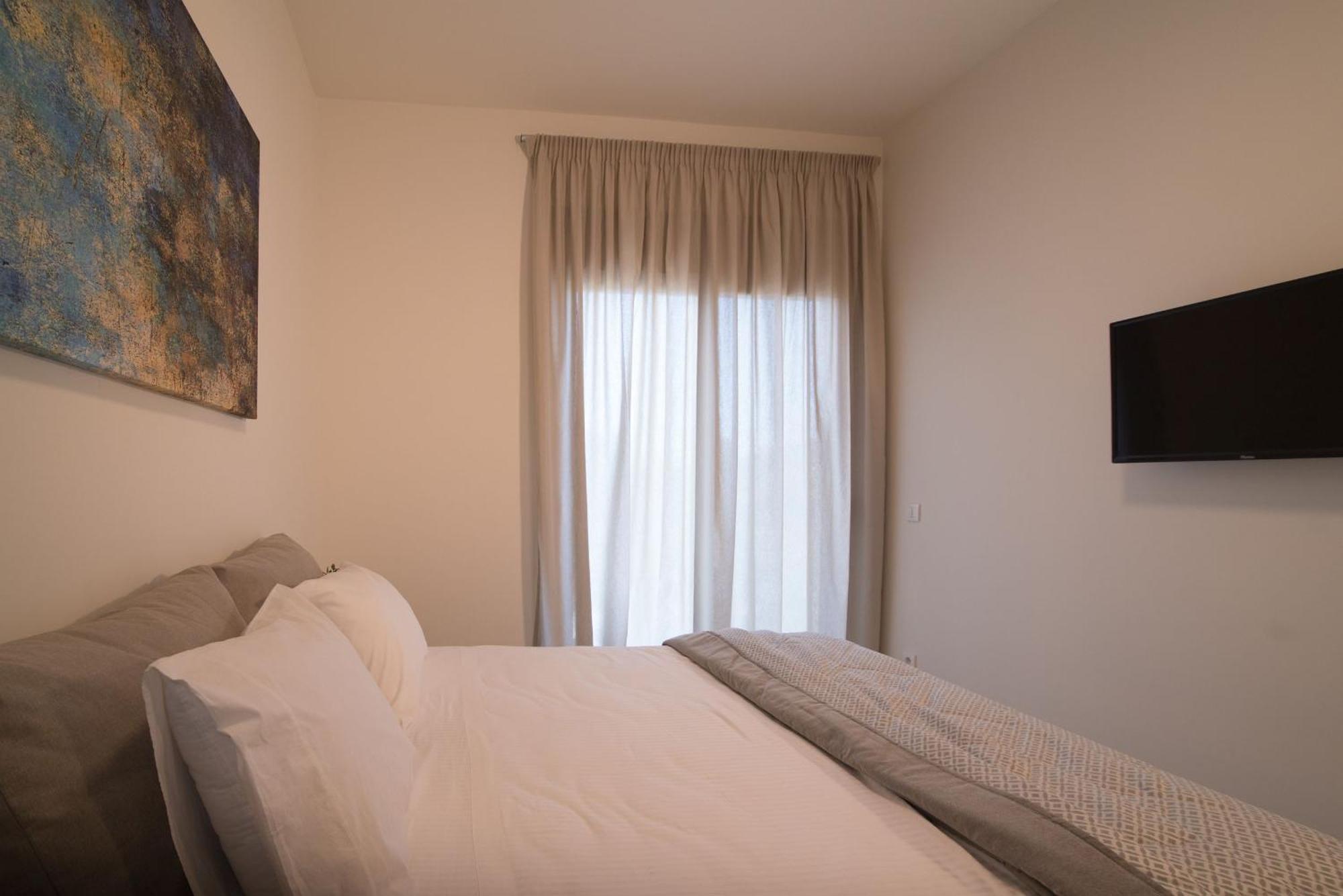 Lodge Modern Apartments, In Kalamaki Centre Стая снимка